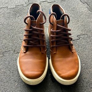 Boys size 5 Nautica leather high-top casual dress shoes
